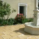 La Maison De L'etang Bed & Breakfast Sampigny