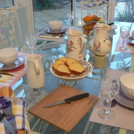 La Maison De L'etang Bed & Breakfast Sampigny