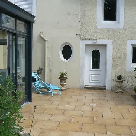 La Maison De L'etang Frühstückspension