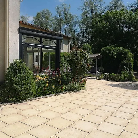 La Maison De L'etang Couette-café