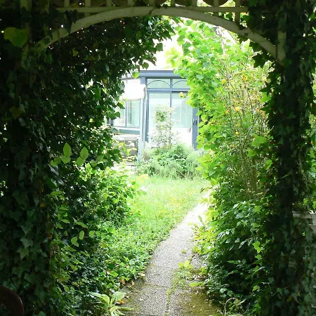 Frühstückspension La Maison De L'etang 3*