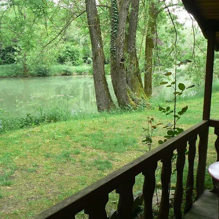 La Maison De L'etang 3* Sampigny