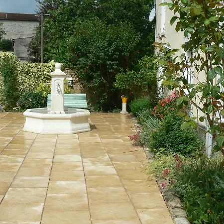 La Maison De L'etang Couette-café